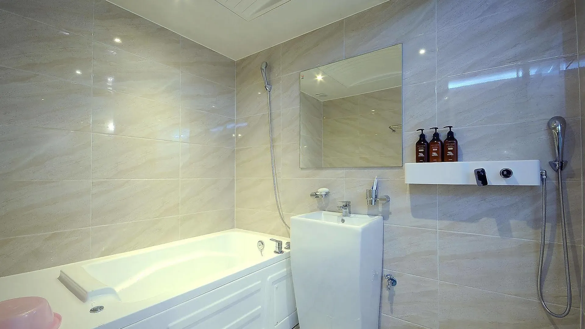 Wa Hotel Nampo Busan